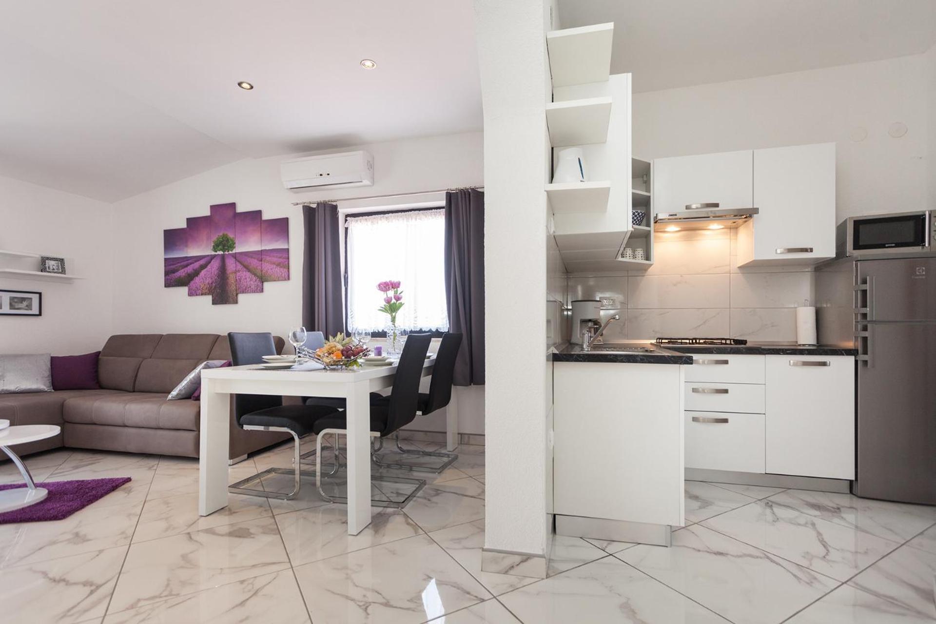 Paradis Apartment