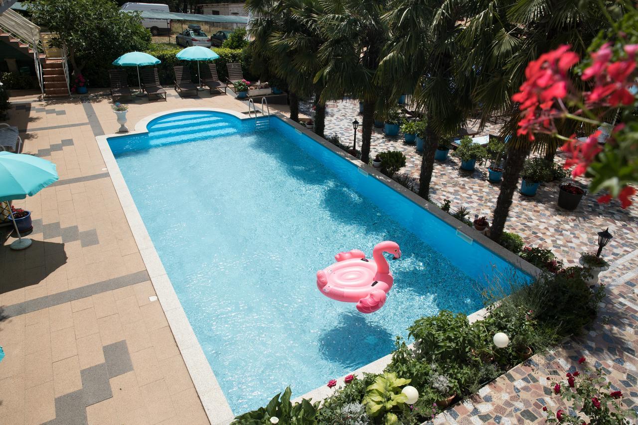 Paradis
